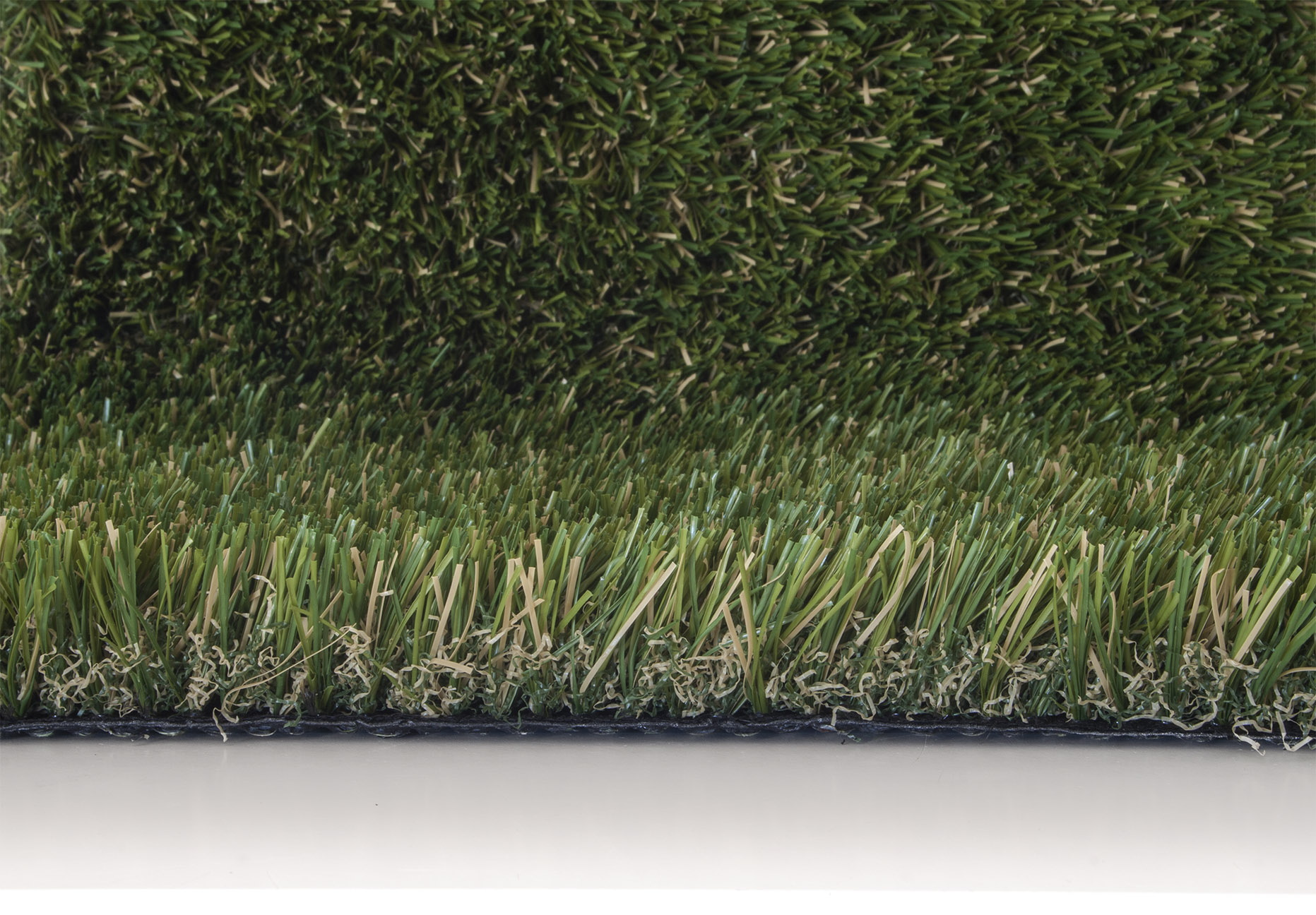 Artificial grass Perth. Supply only or installed. 55 Metro Delivery or