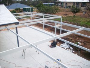 flat roof patio frame installation