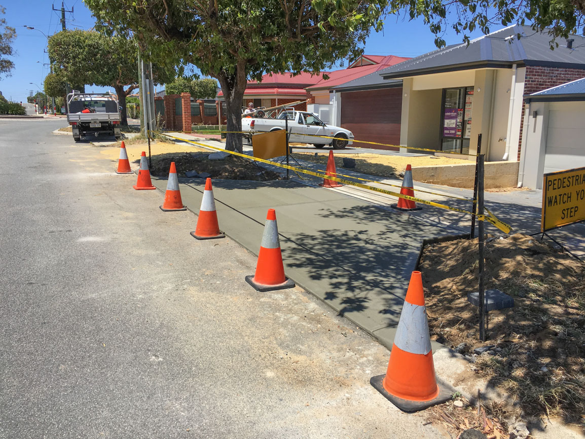 concrete council vehicle crossover contractors tuart hill