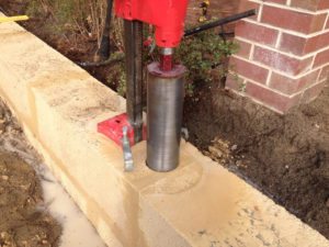 limestone retaining wall colorbond fencing and gates perth